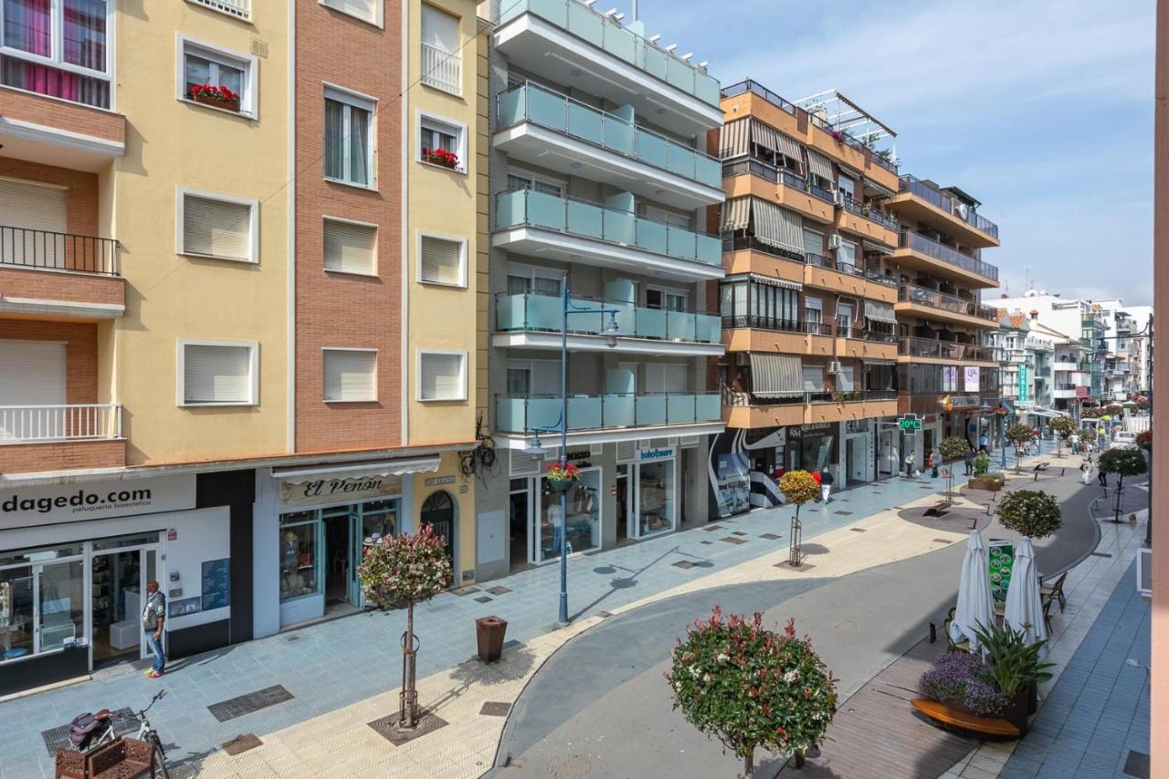 Apartamentos Guerrero Torre Del Mar Exterior foto