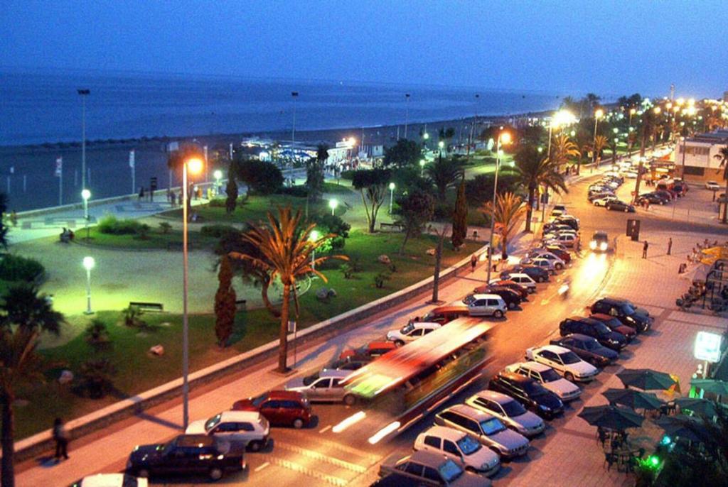 Apartamentos Guerrero Torre Del Mar Exterior foto